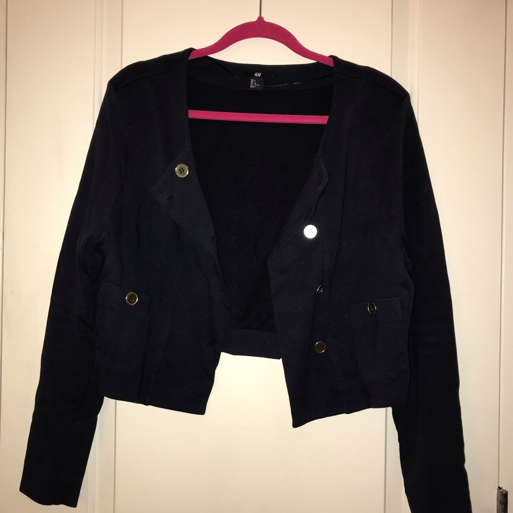 Blazer - Picture 4 of 4